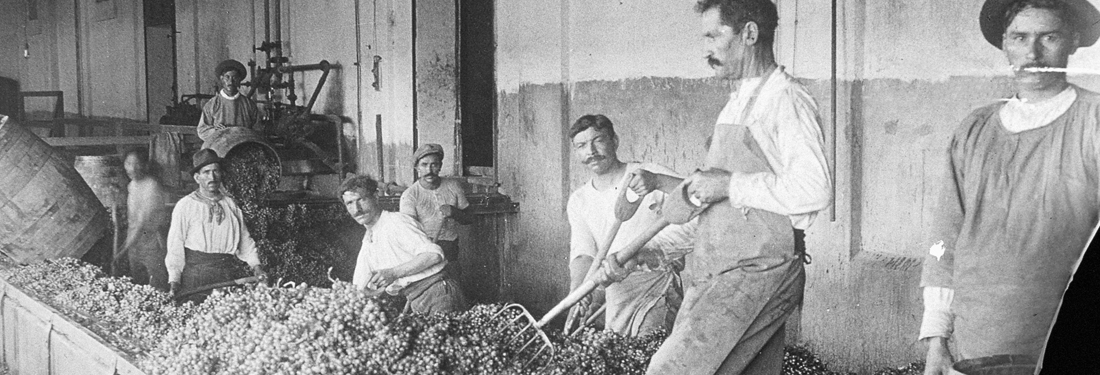 Escorihuela vintage photograph grinding